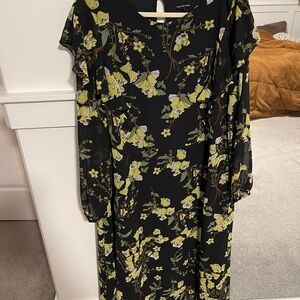 Who What Wear Black and Yellow Floral Long Sleeve Dress